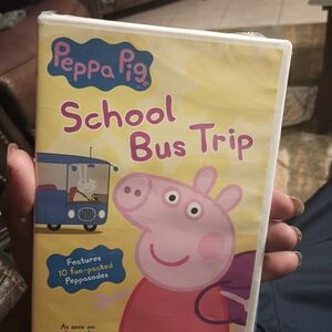Peppa Pig Yellow and Blue School Bus Adventure